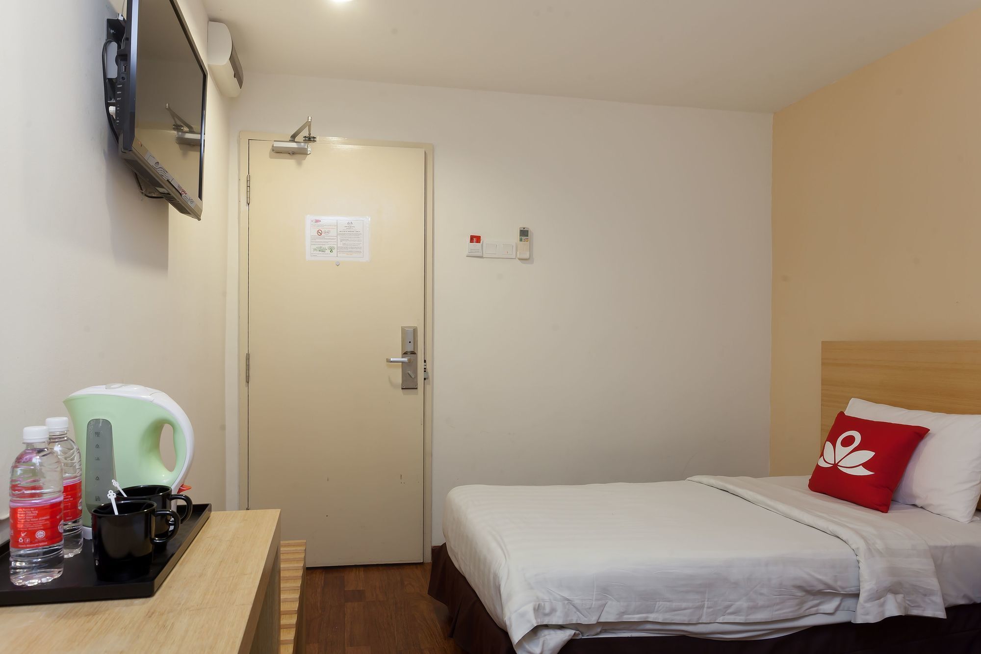 Zen Rooms Opposite Ymca Kuala Lumpur Luaran gambar